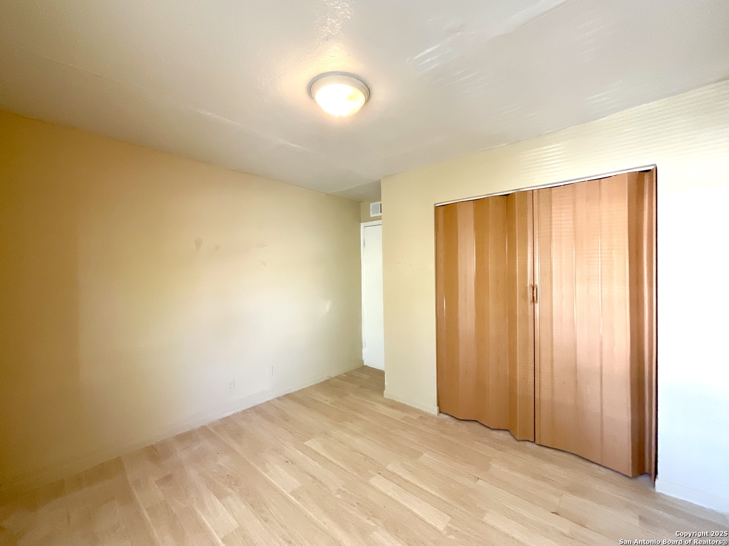7042 Glen Mist San Antonio TX 78239