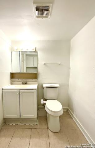 7042 Glen Mist San Antonio TX 78239