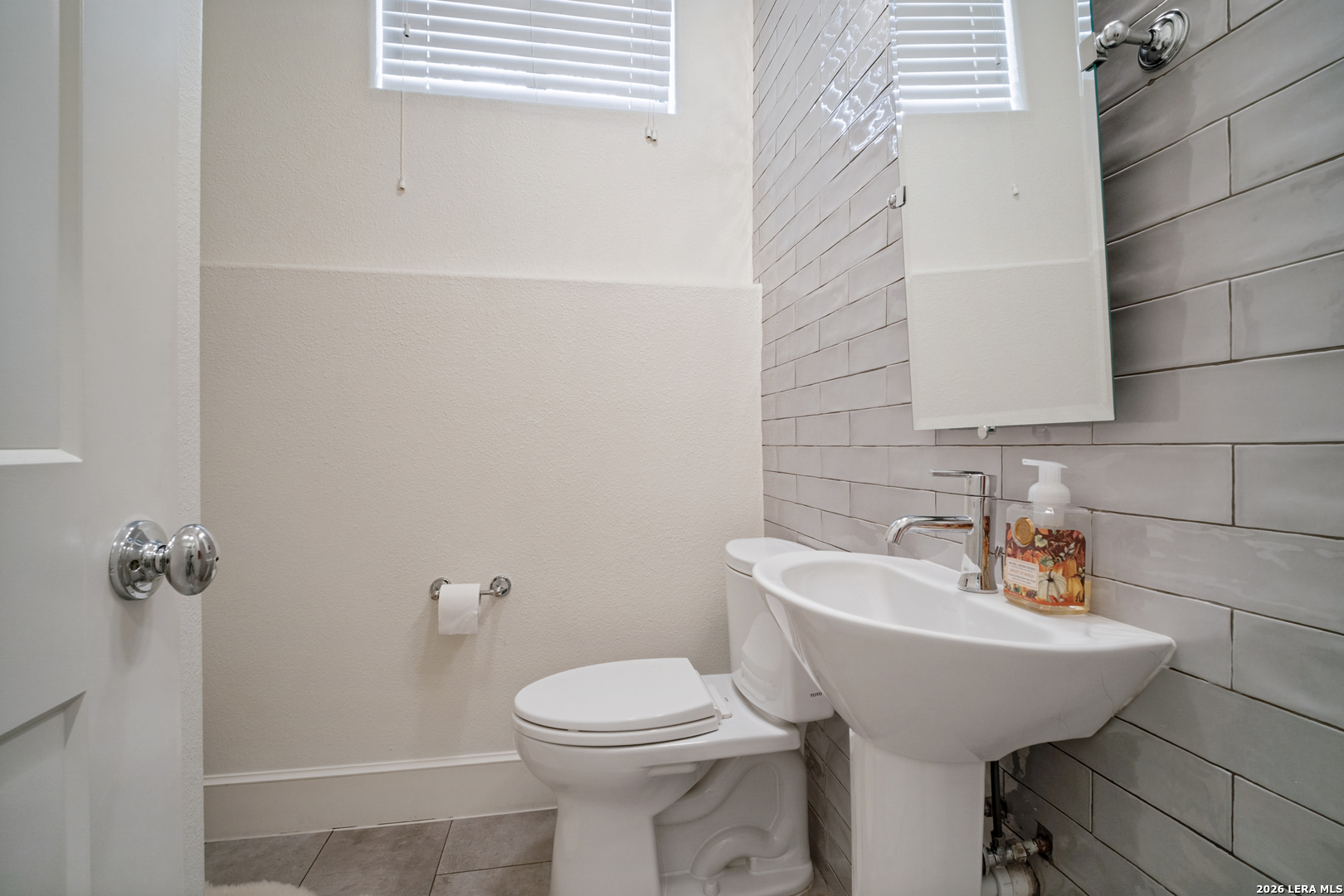 208 Grandview Place Alamo Heights TX 78209