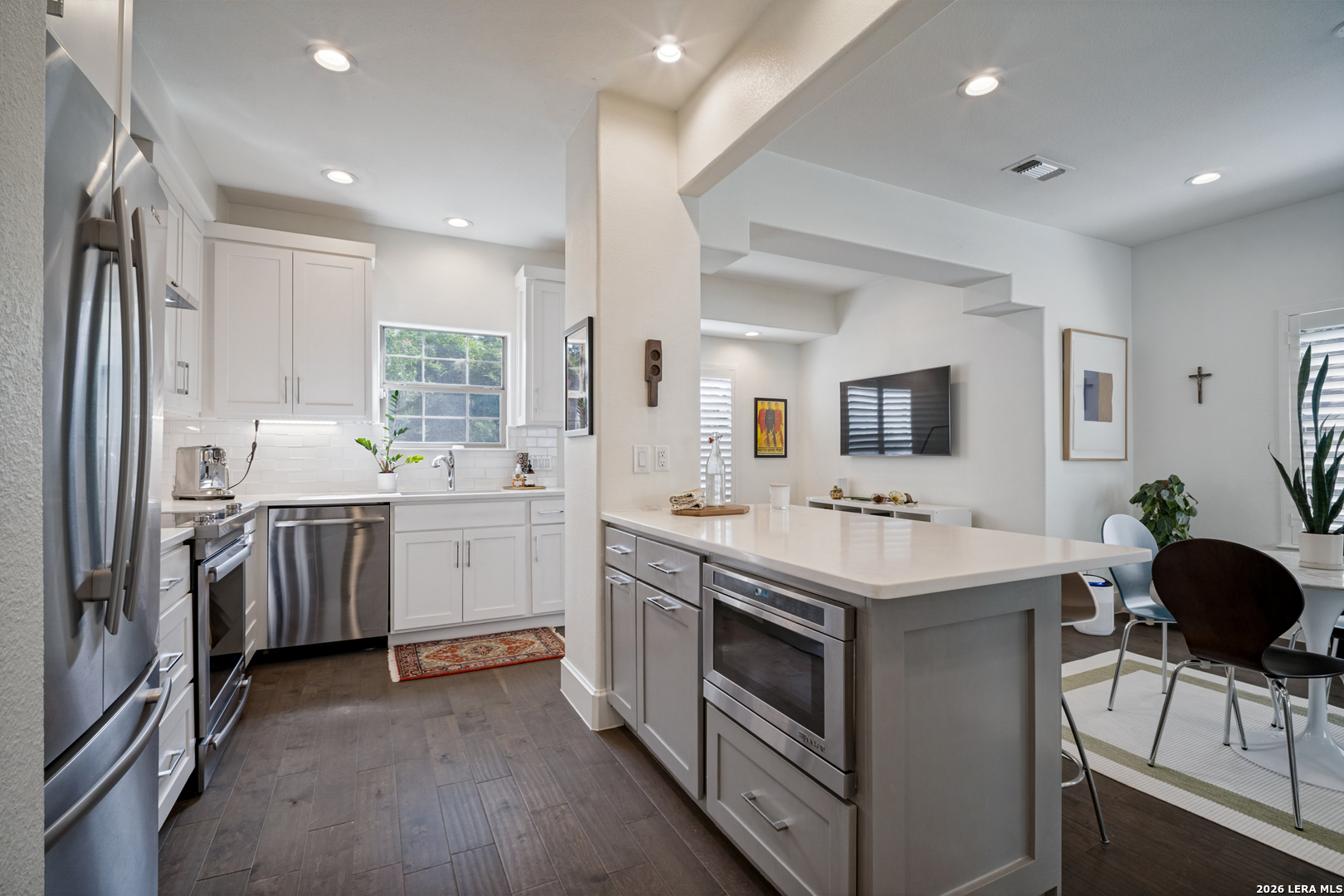 208 Grandview Place Alamo Heights TX 78209