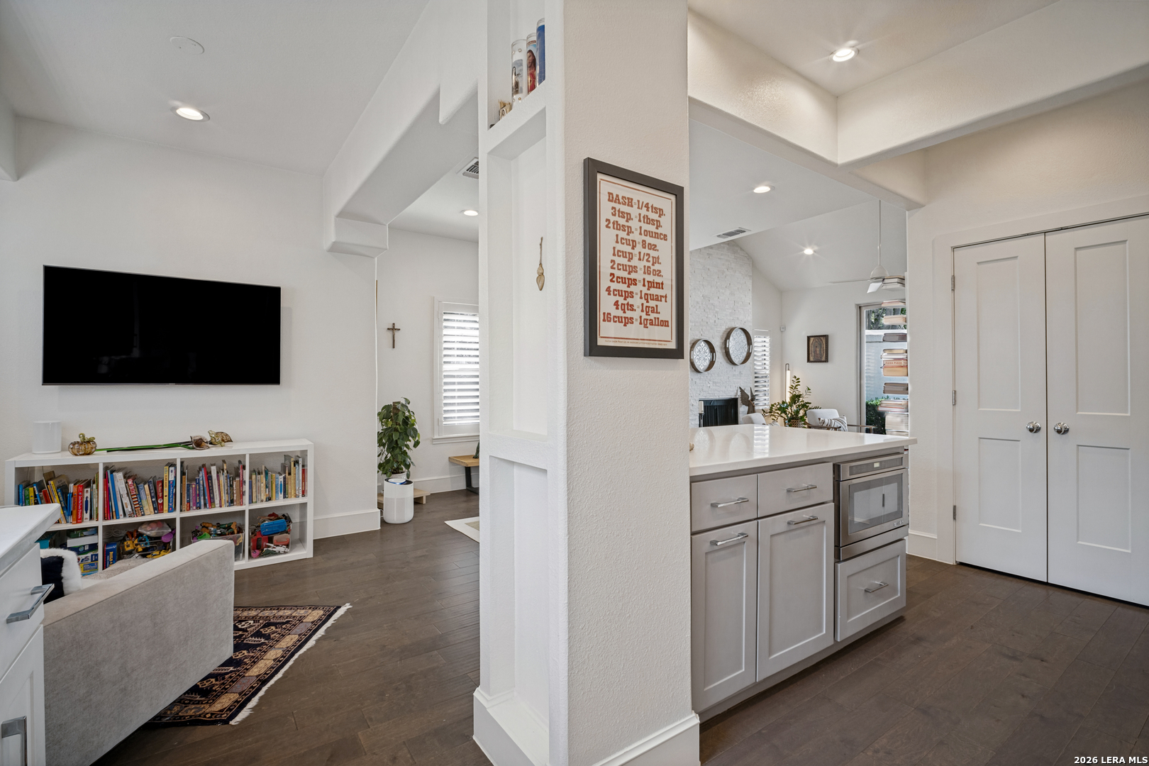 208 Grandview Place Alamo Heights TX 78209