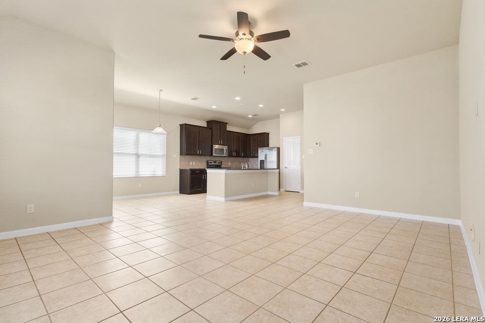 11407 Oaks Hike San Antonio TX 78245