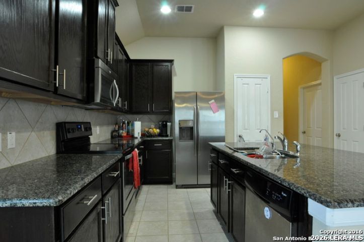 11407 Oaks Hike San Antonio TX 78245