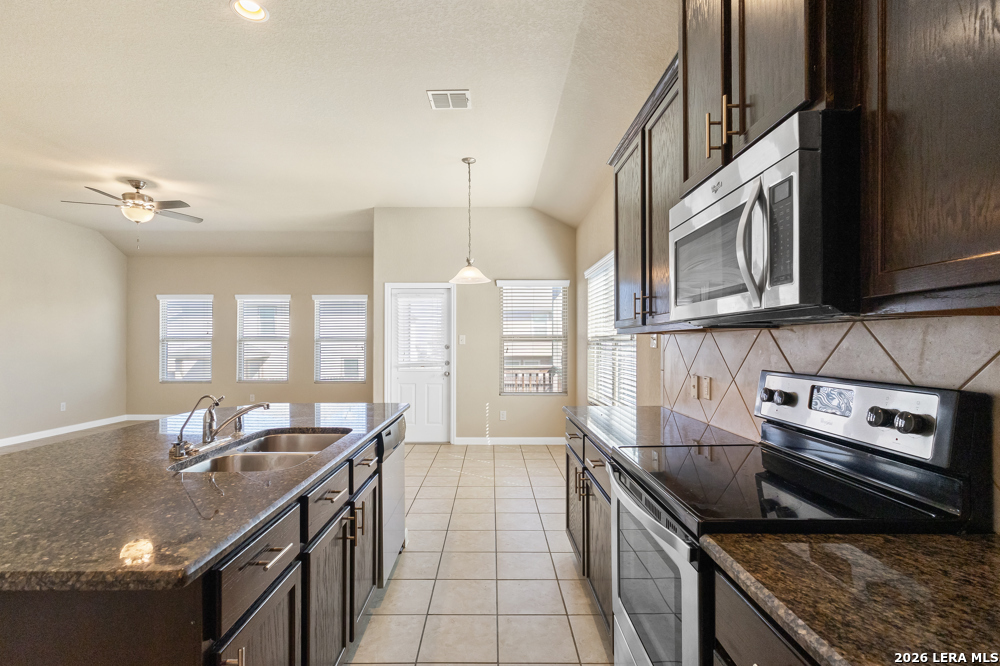 11407 Oaks Hike San Antonio TX 78245
