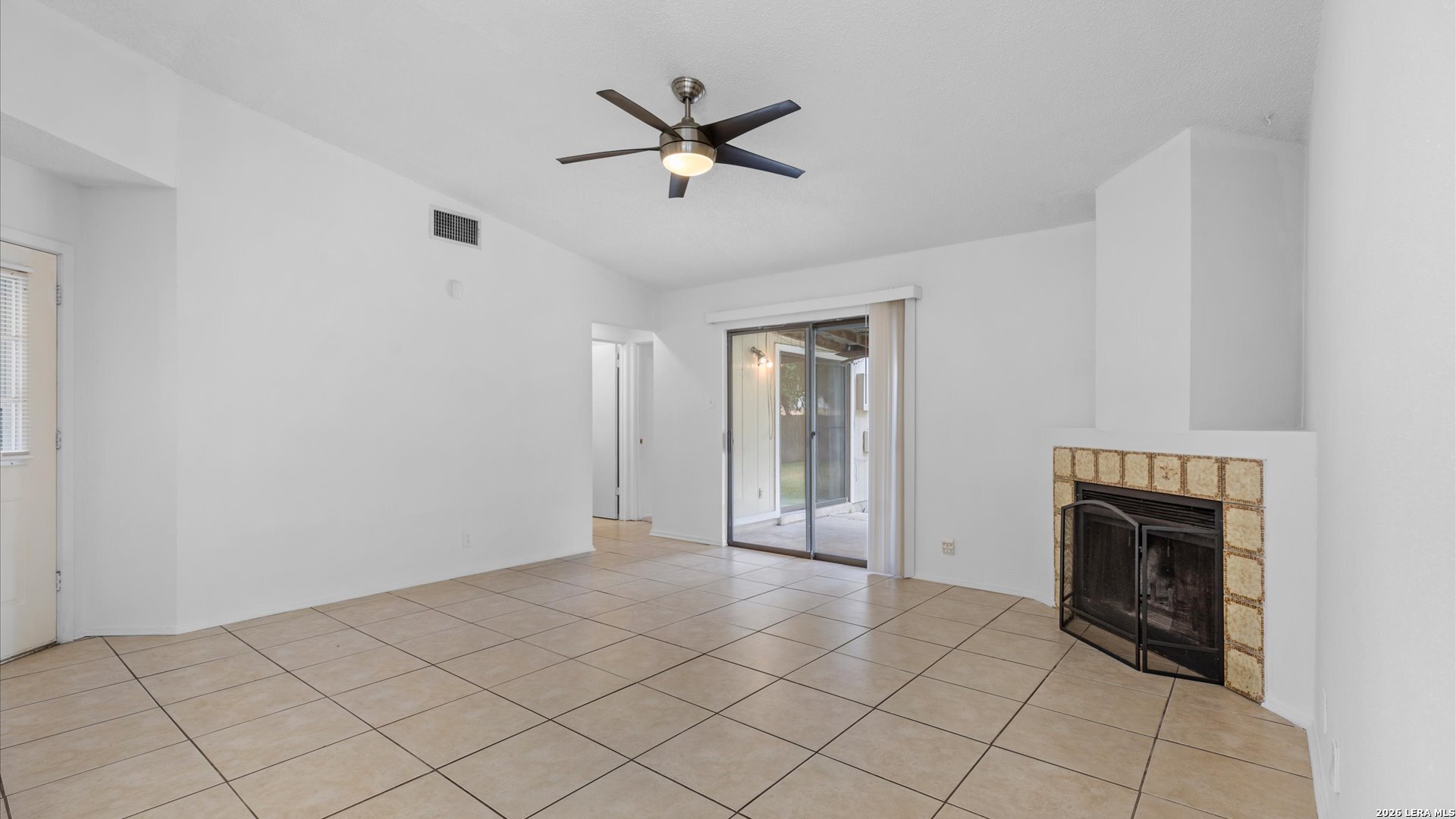 2823 Ash Field Drive San Antonio TX 78245