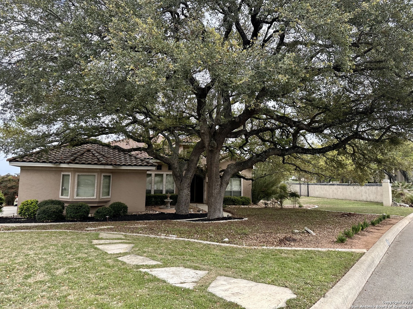 402 Cameron Circle San Antonio TX 78258