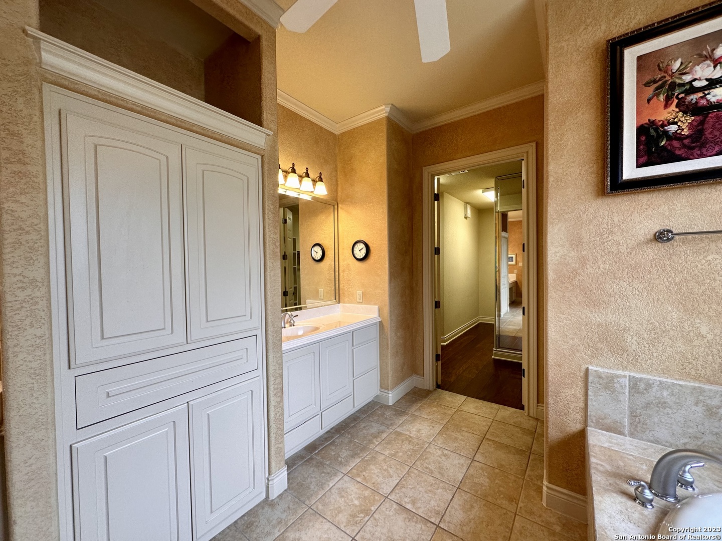 402 Cameron Circle San Antonio TX 78258