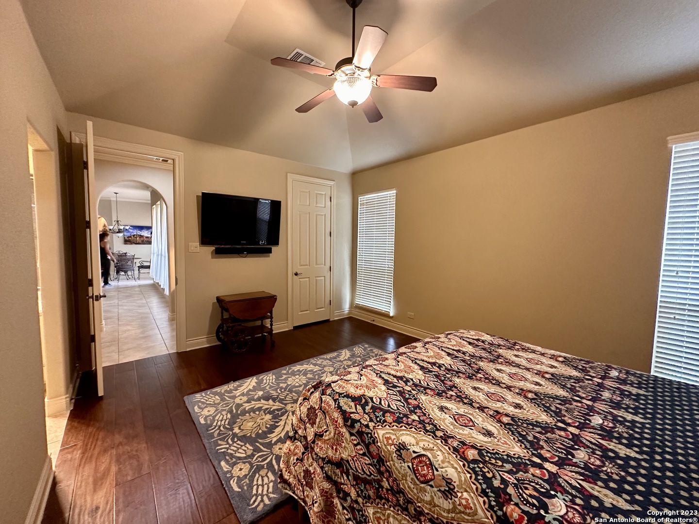 402 Cameron Circle San Antonio TX 78258