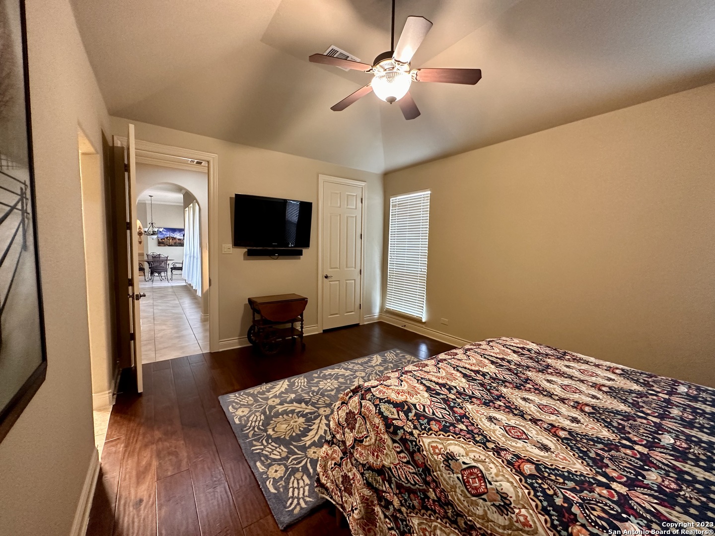 402 Cameron Circle San Antonio TX 78258