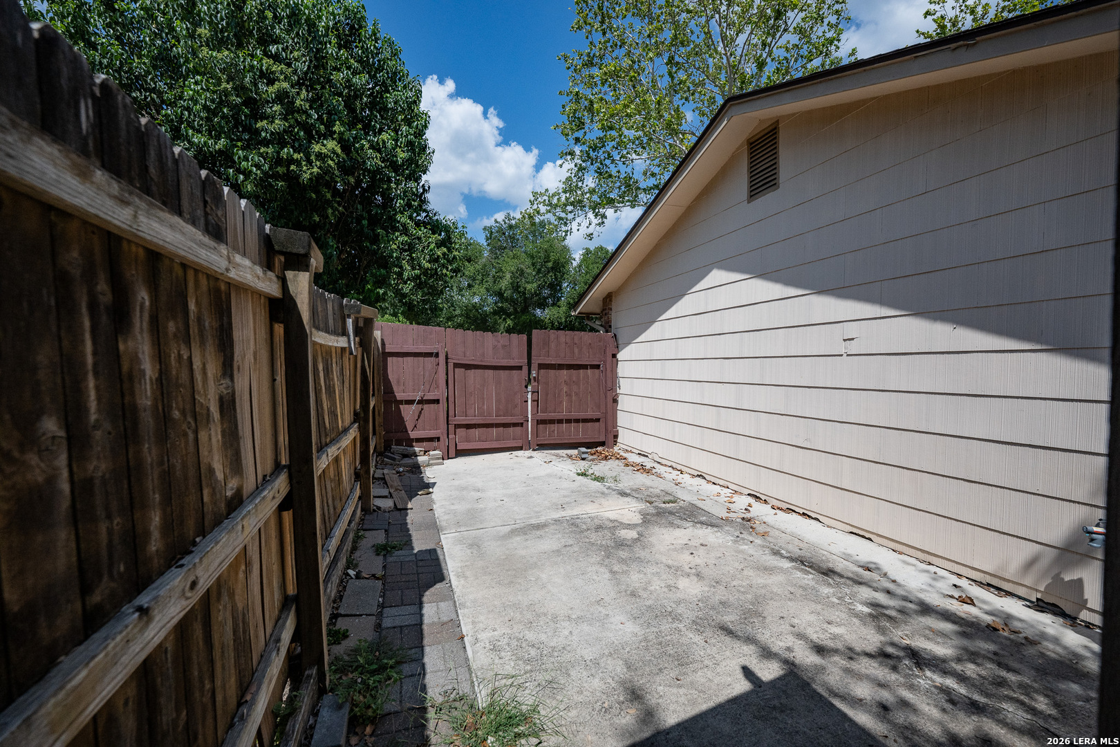 6614 Peach Tree Drive San Antonio TX 78238