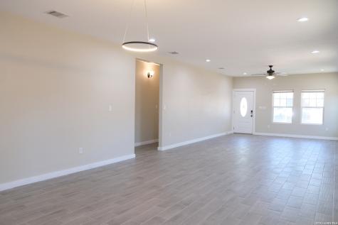 178 Shadow Valley Drive San Antonio TX 78227
