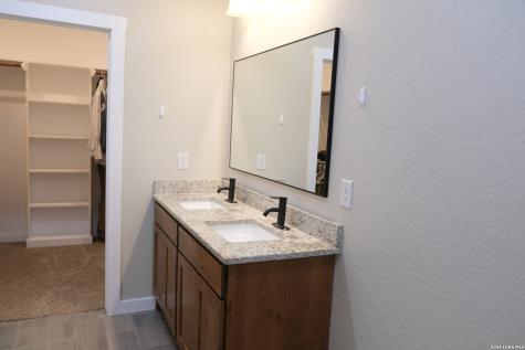 178 Shadow Valley Drive San Antonio TX 78227