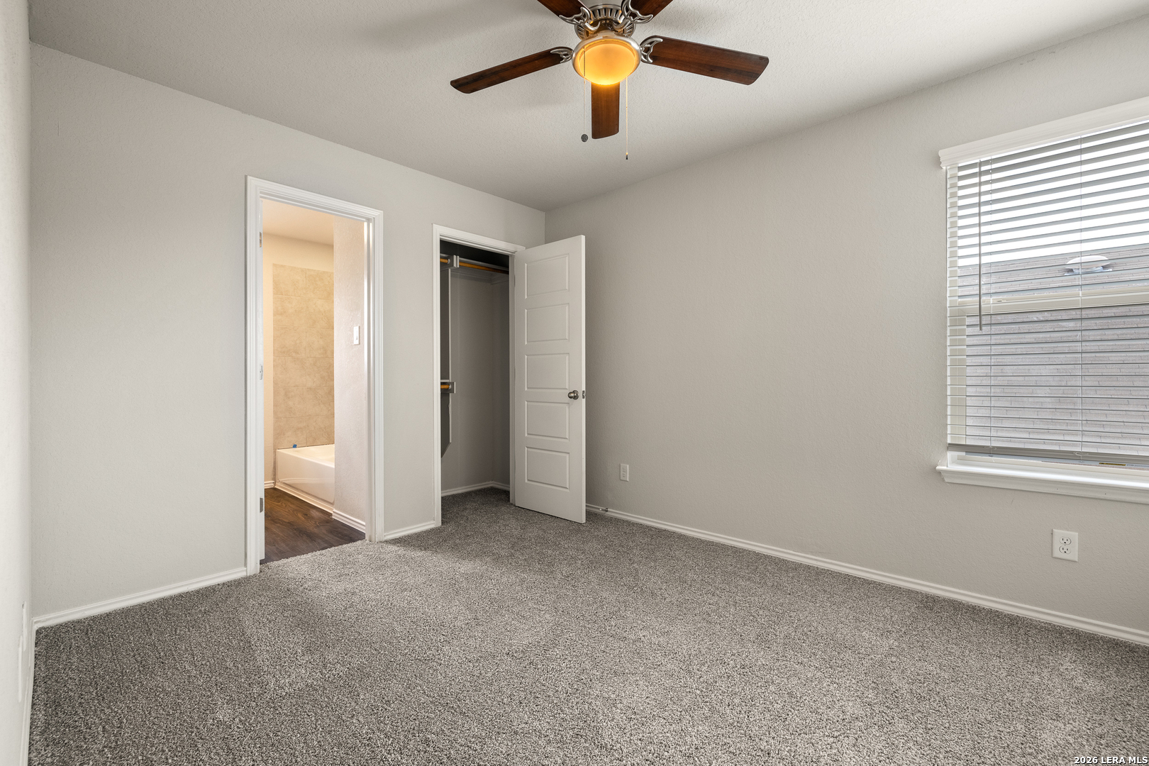 5515 Haven Springs Converse TX 78109