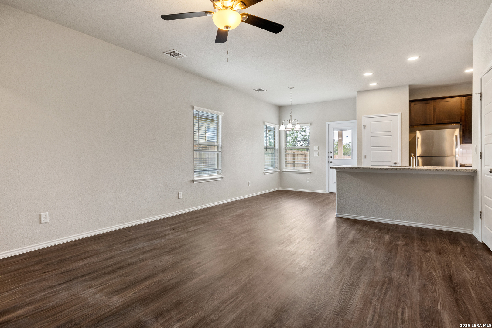 5515 Haven Springs Converse TX 78109