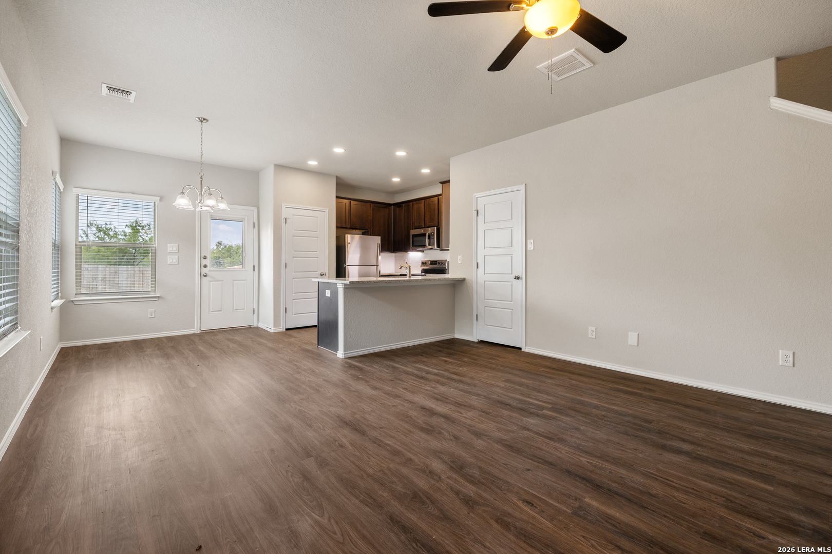 5515 Haven Springs Converse TX 78109