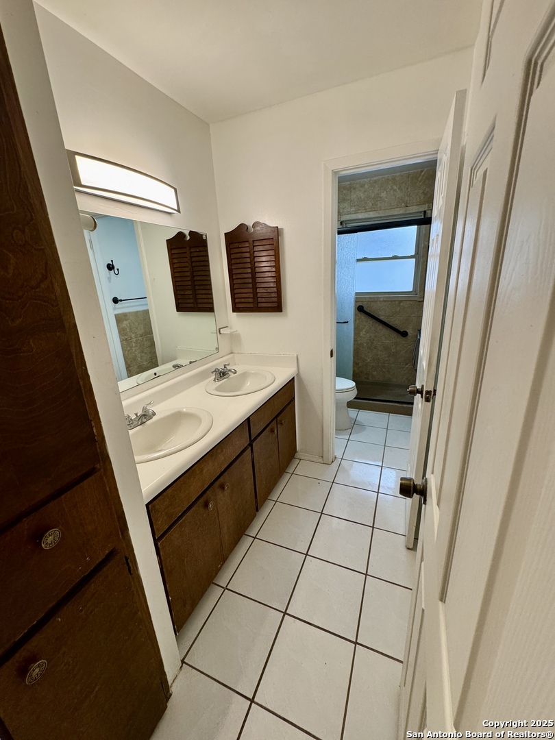 146 Stapleton San Antonio TX 78227