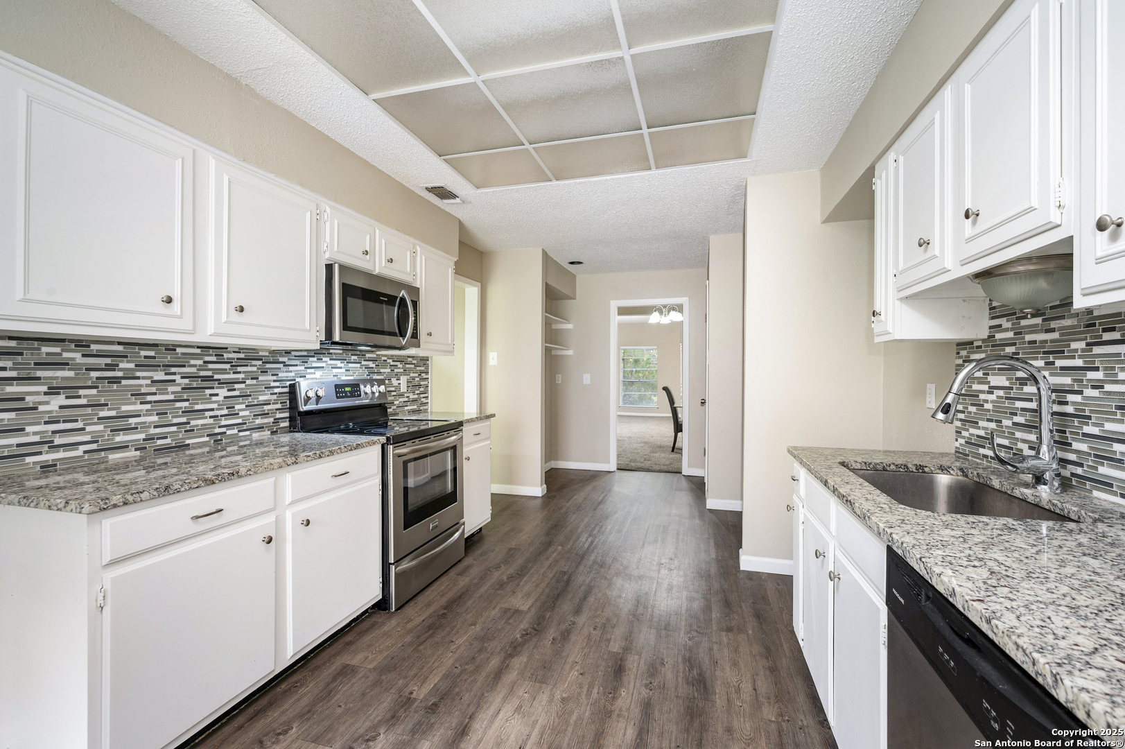 1819 Babcock Road San Antonio TX 78229