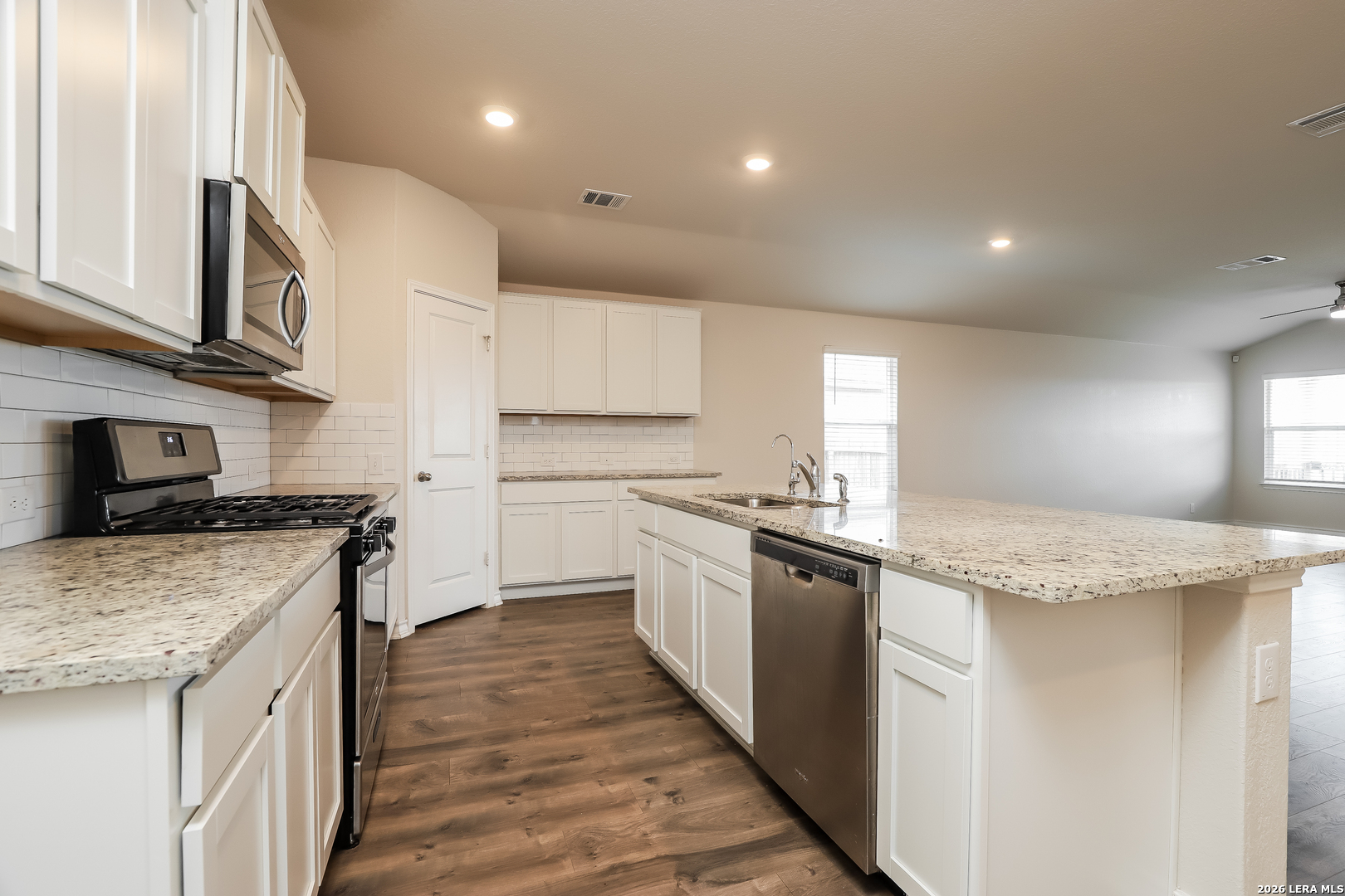 13043 Whisper Bend San Antonio TX 78252