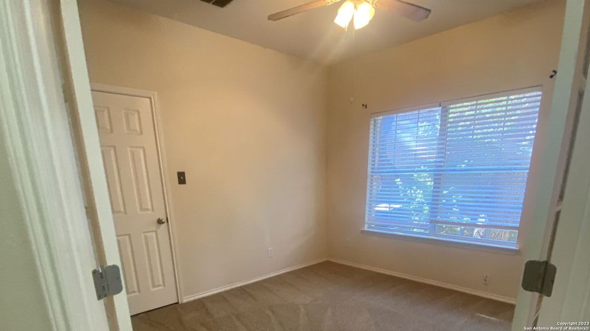 823 Point Cove San Antonio TX 78253