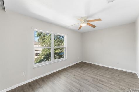 8010 Chestnut Gate Converse TX 78109