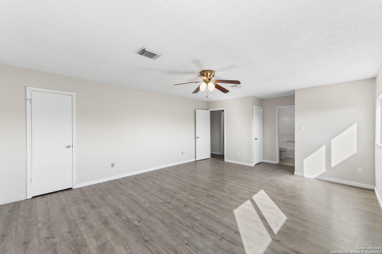 8010 Chestnut Gate Converse TX 78109