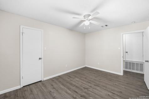8010 Chestnut Gate Converse TX 78109