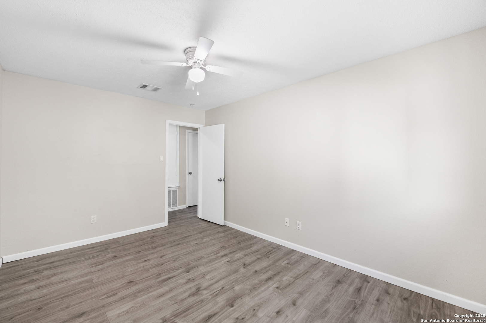 8010 Chestnut Gate Converse TX 78109