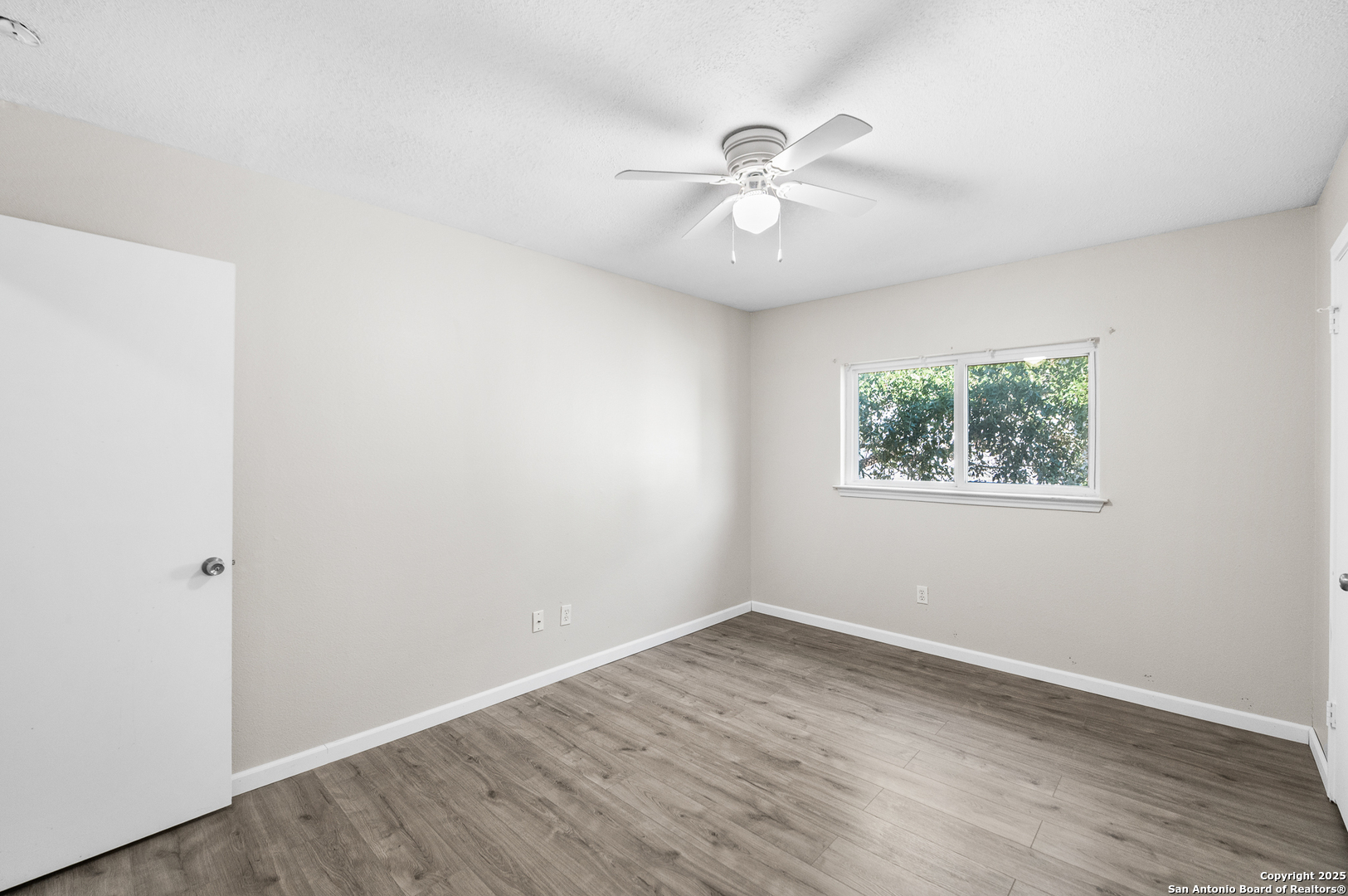8010 Chestnut Gate Converse TX 78109