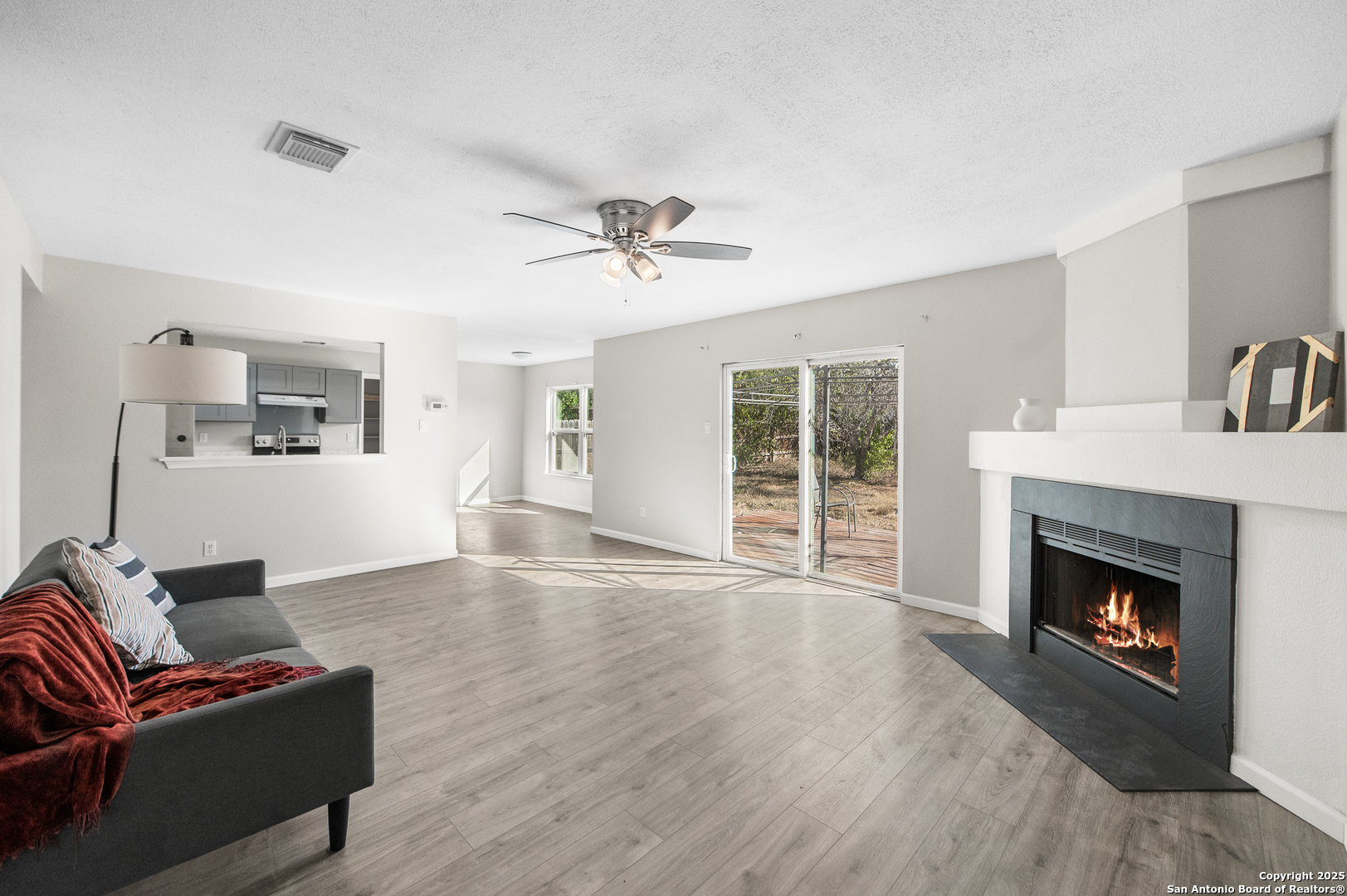 8010 Chestnut Gate Converse TX 78109