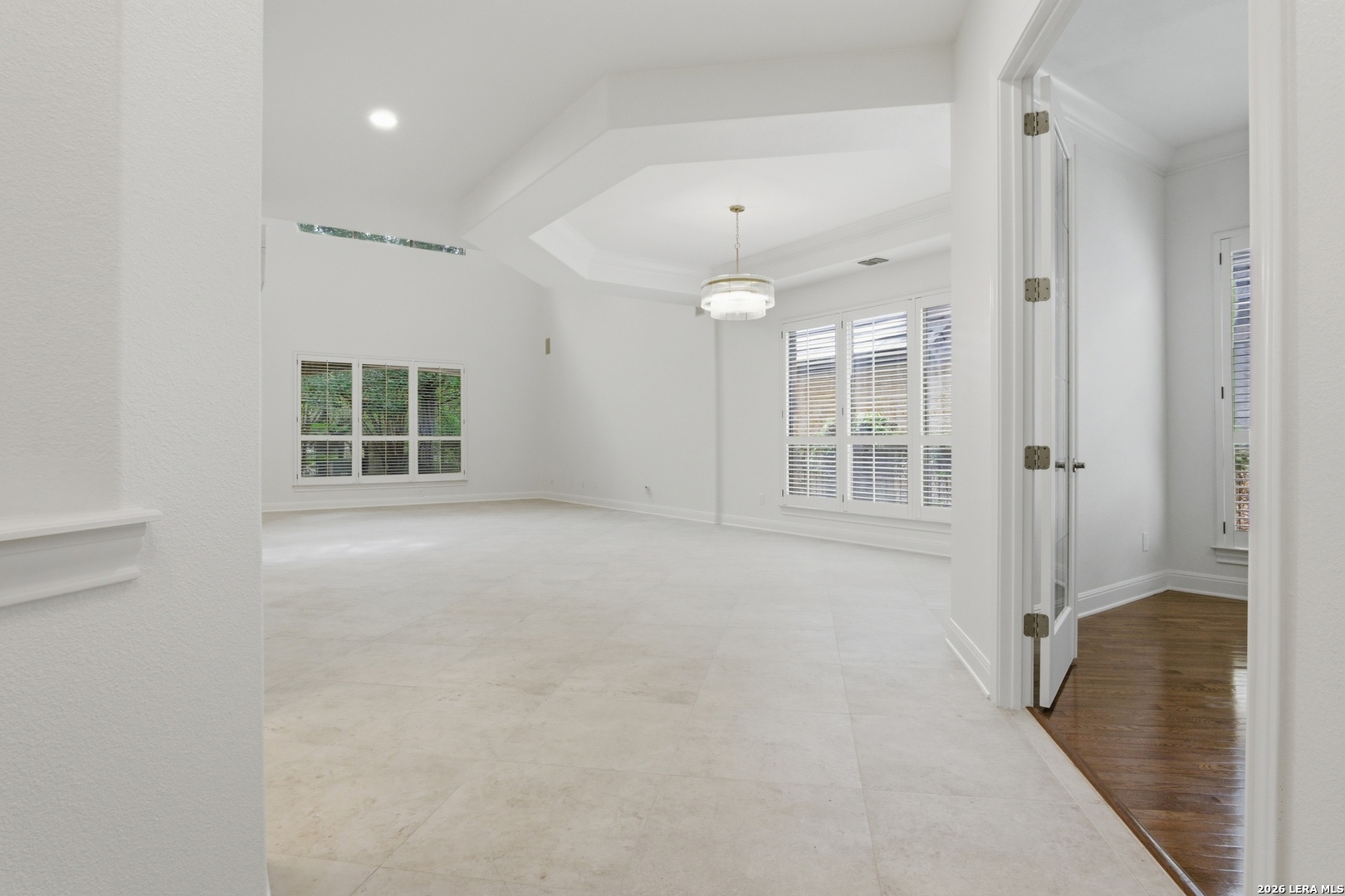 82 Westcourt Lane San Antonio TX 78257