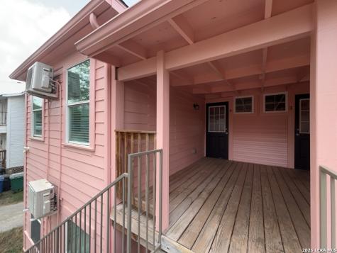 1020 W French Place San Antonio TX 78212