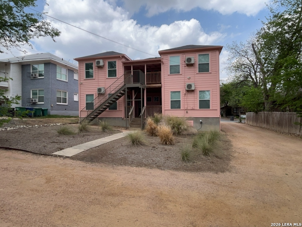 1020 W French Place San Antonio TX 78212