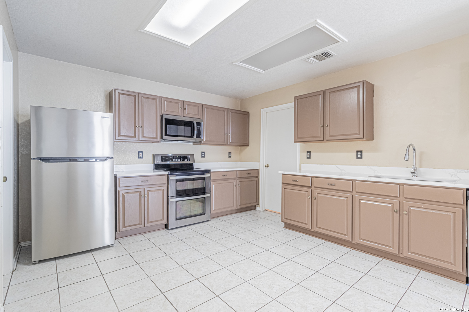 11244 Vollmer Lane San Antonio TX 78254