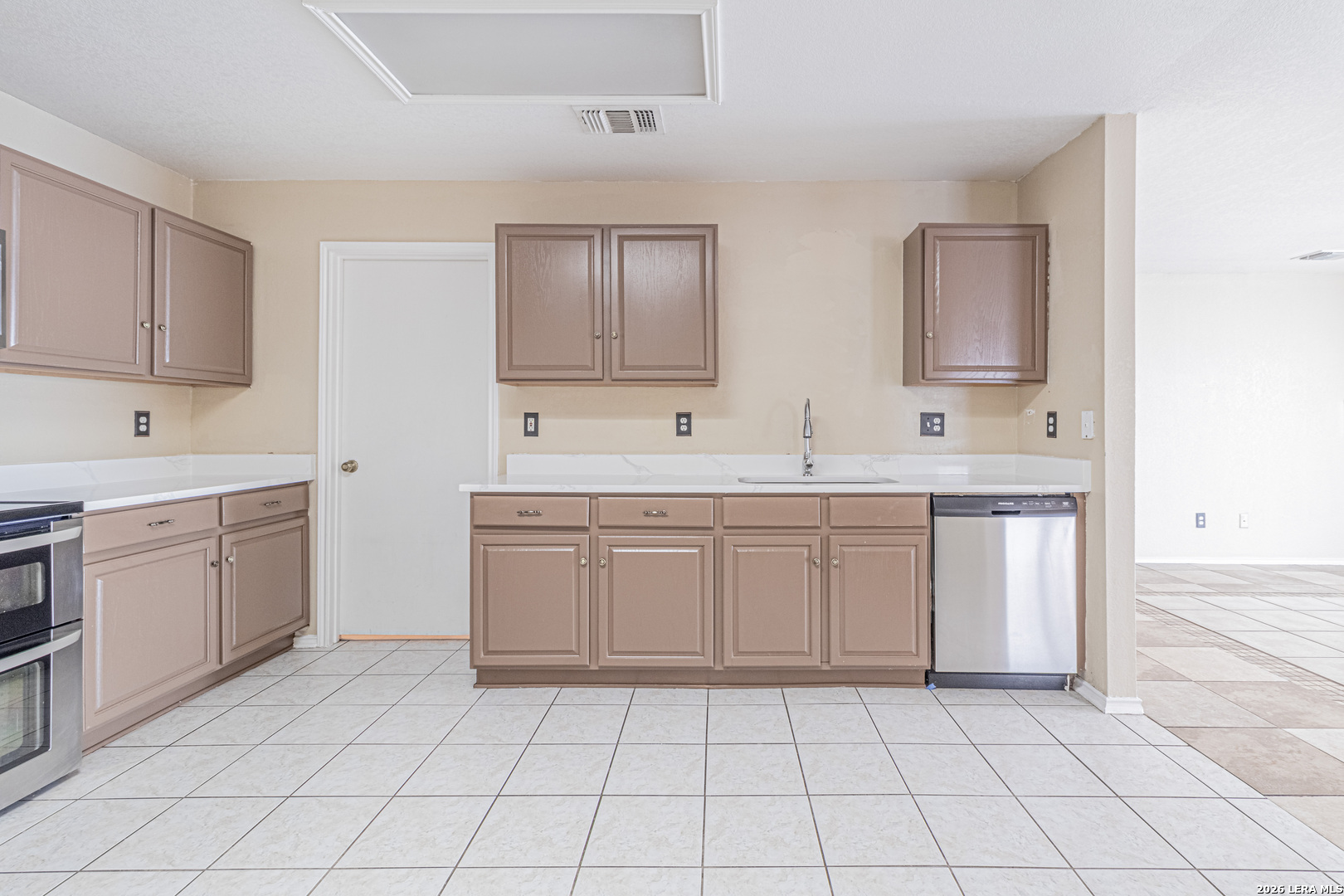 11244 Vollmer Lane San Antonio TX 78254