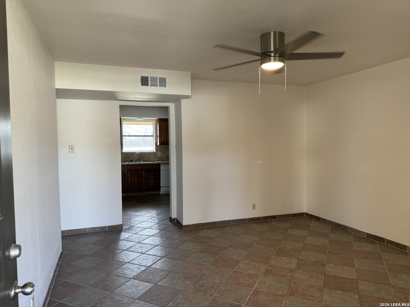 136 Plainview Drive Poth TX 78147