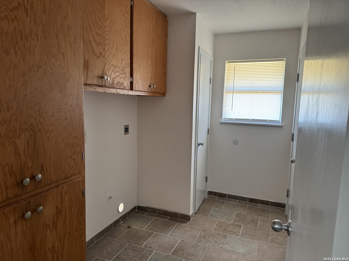 136 Plainview Drive Poth TX 78147