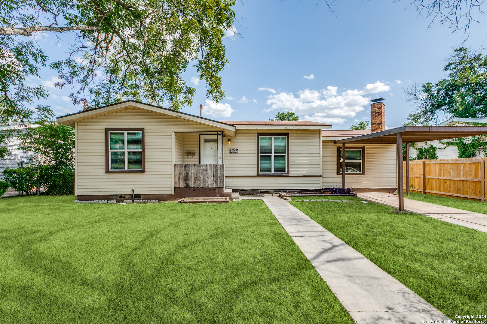322 Byrnes Drive San Antonio TX 78209