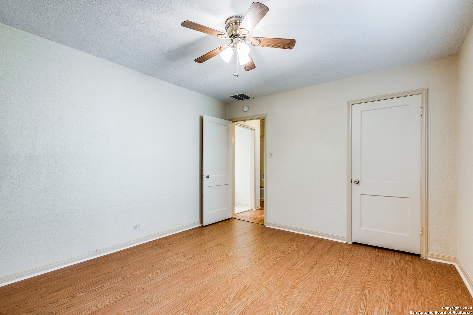 322 Byrnes Drive San Antonio TX 78209