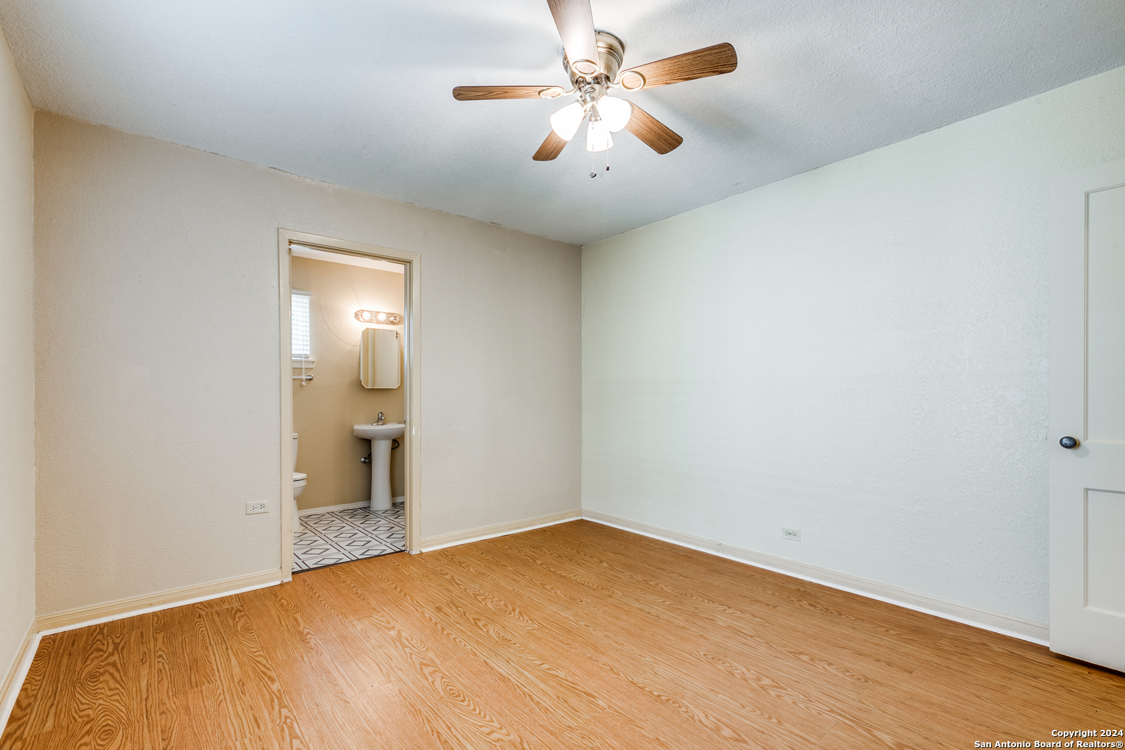 322 Byrnes Drive San Antonio TX 78209