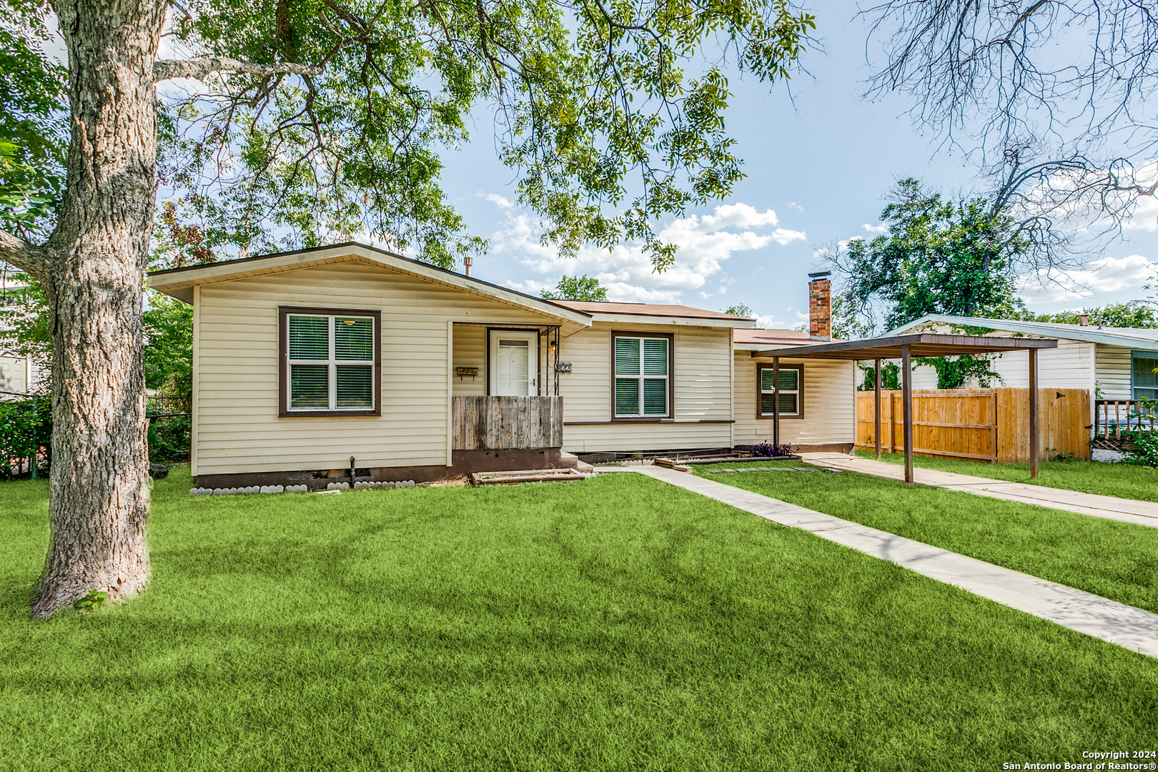 322 Byrnes Drive San Antonio TX 78209