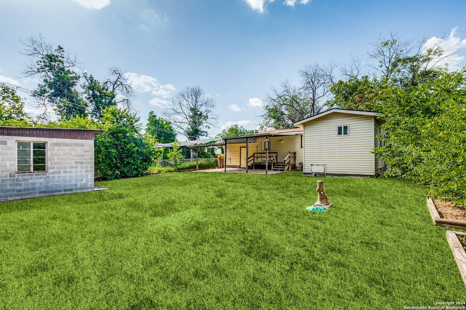 322 Byrnes Drive San Antonio TX 78209