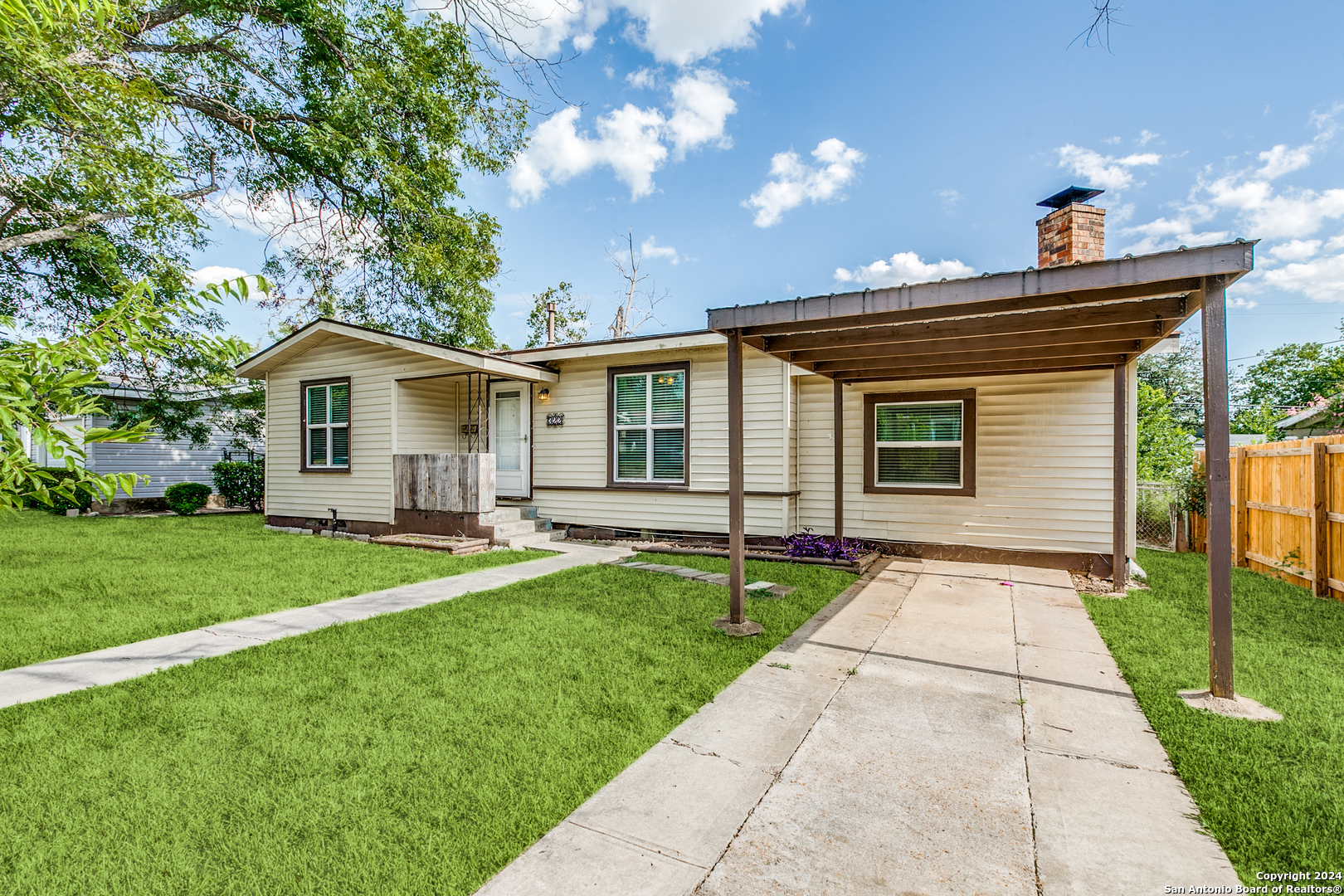 322 Byrnes Drive San Antonio TX 78209