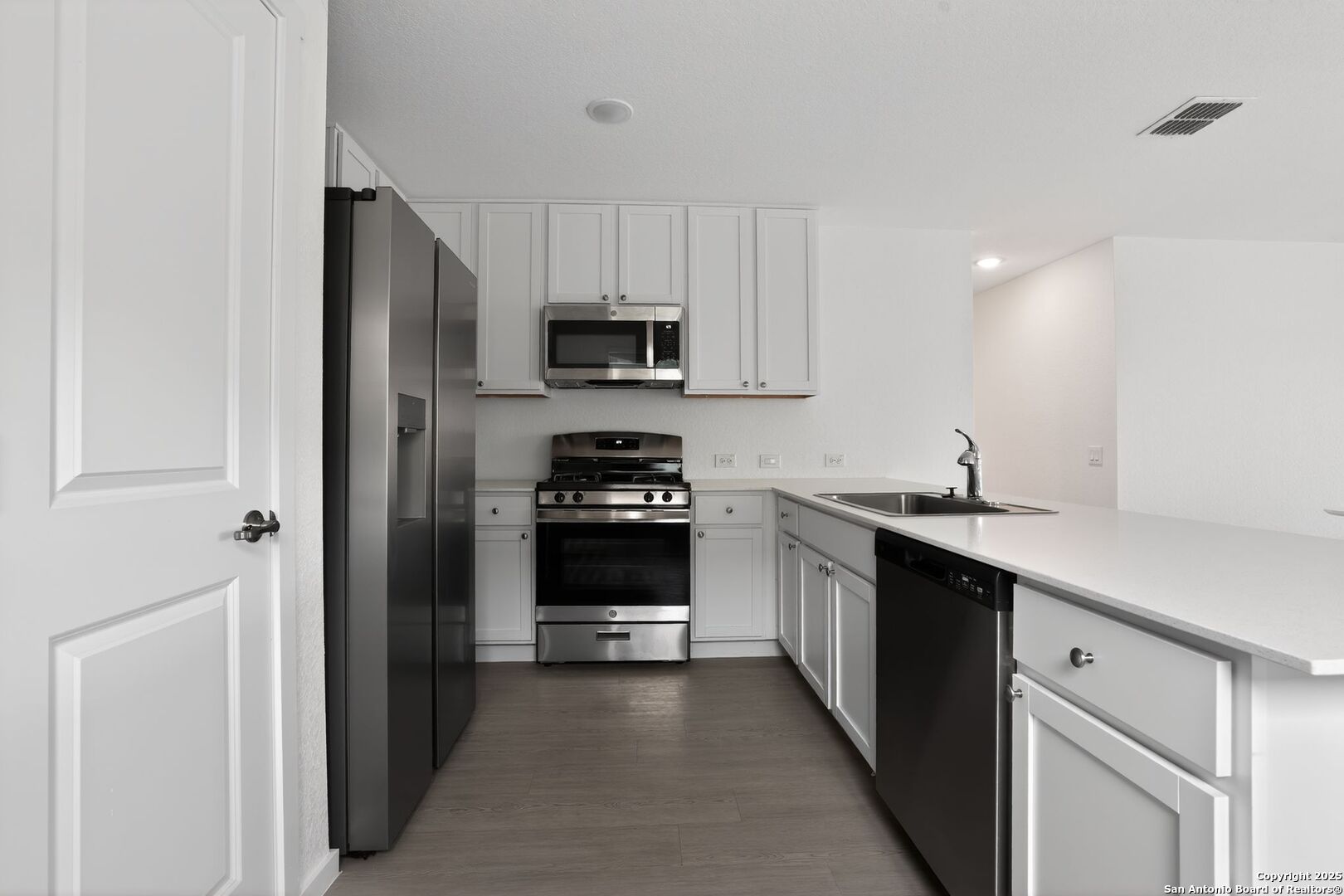 1451 Neria San Antonio TX 78224