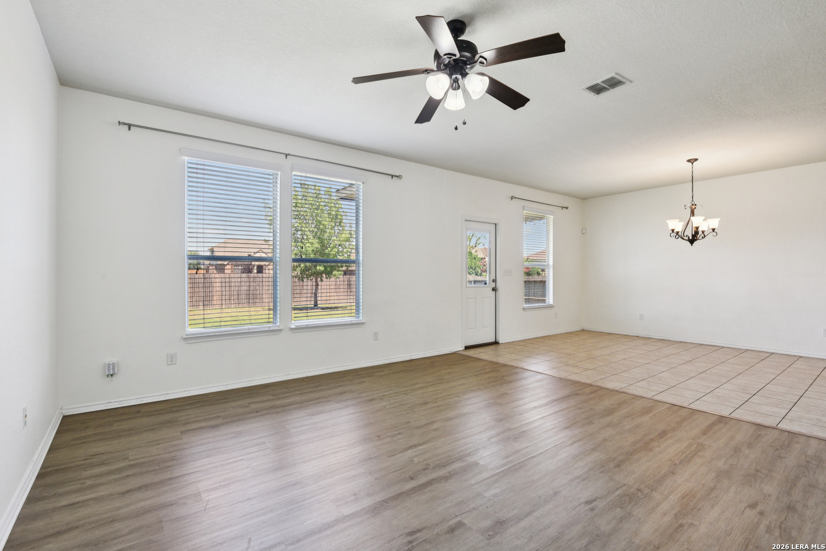 3628 Lazy Diamond Selma TX 78154