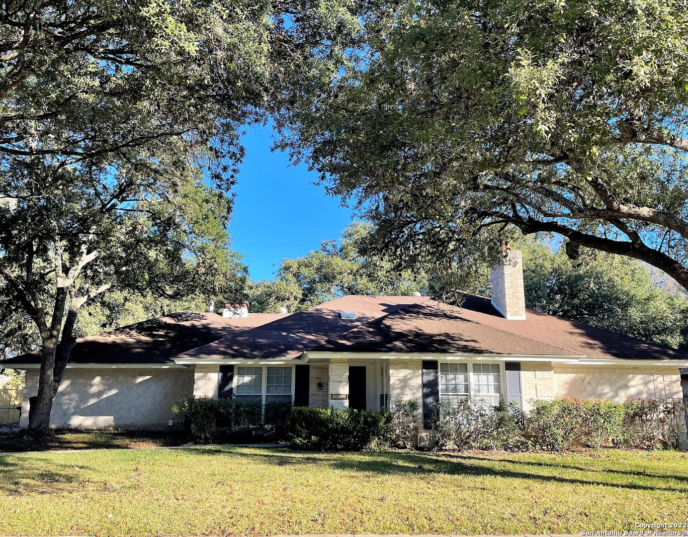 3723 Twisted Oaks Drive San Antonio TX 78217