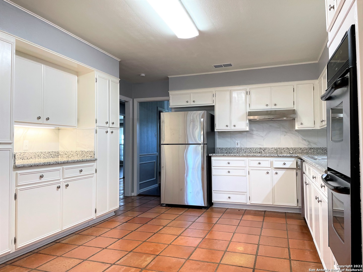 3723 Twisted Oaks Drive San Antonio TX 78217
