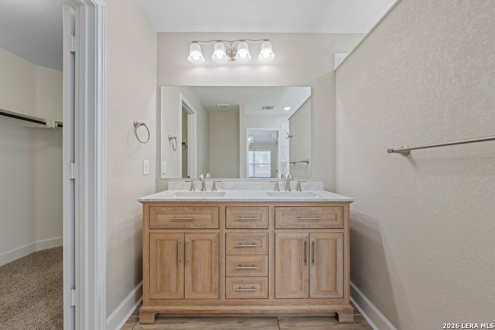 6083 Akin Circle San Antonio TX 78261
