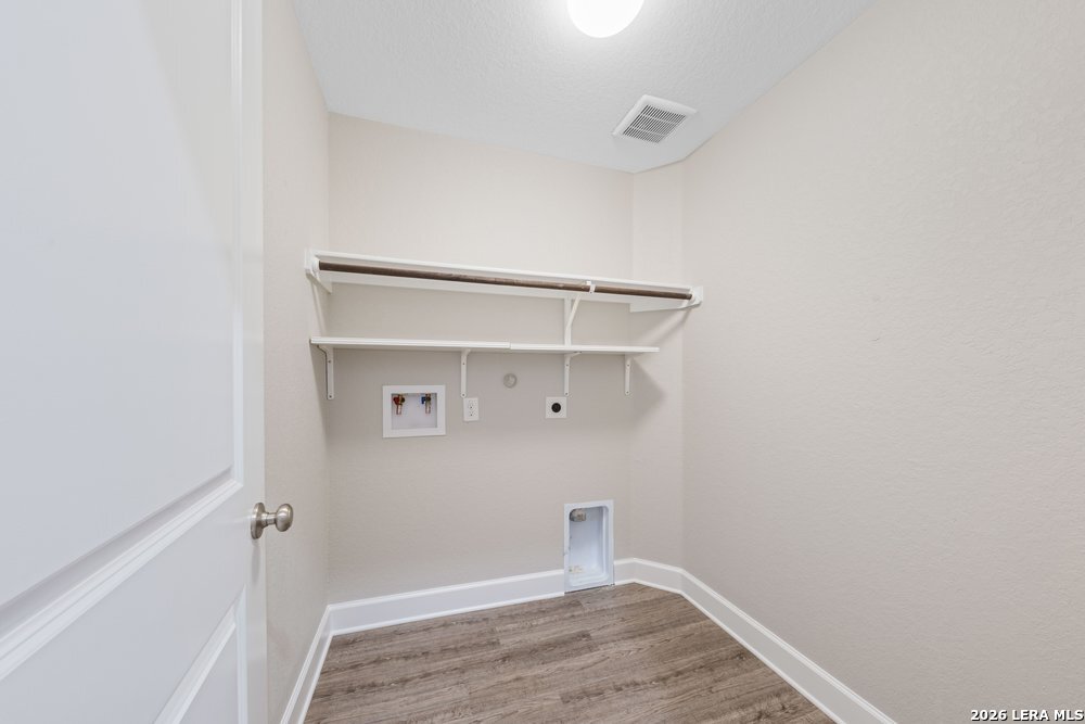 6083 Akin Circle San Antonio TX 78261