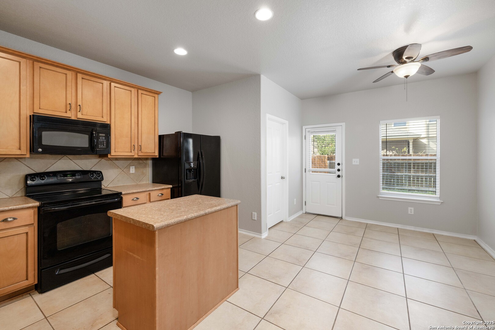 120 Clapboard Run Cibolo TX 78108