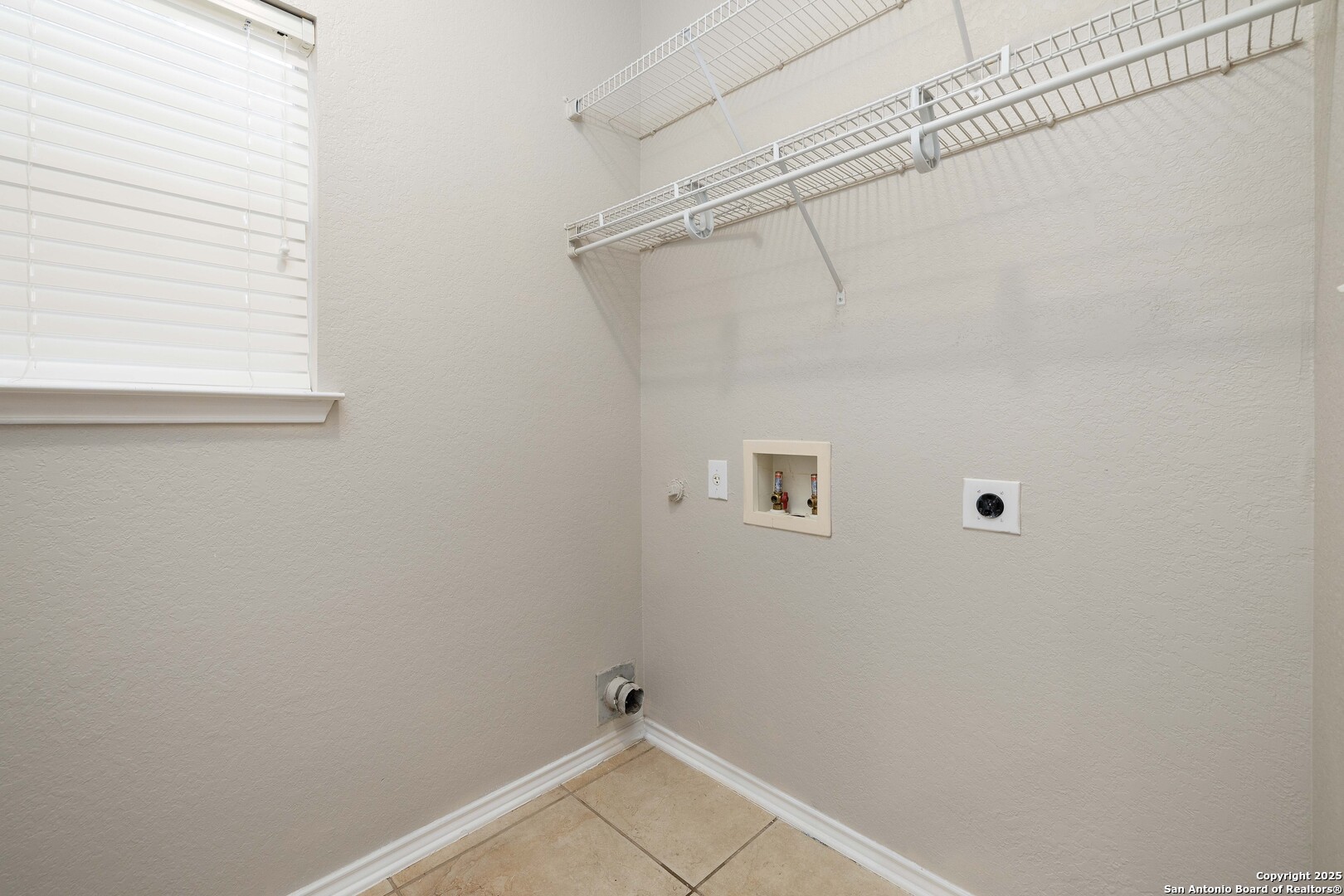 120 Clapboard Run Cibolo TX 78108